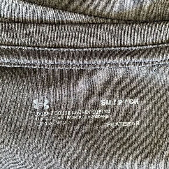 Under Armour Womans Heatgear Workout Top Black Rolled Sleeves SZ S - Picture 12 of 13